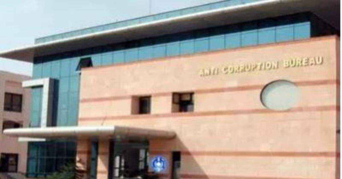 ACB nabs head constable with ₹20,000 bribe